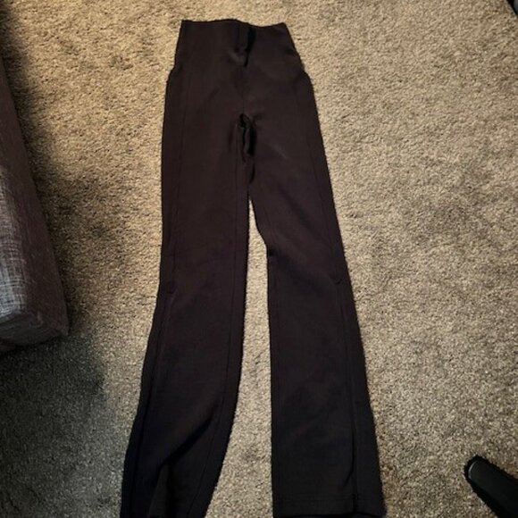 lululemon Align Ribbed Mini-Flare Pant Regular length, Graphite Grey, Size 0 - Picture 1 of 2